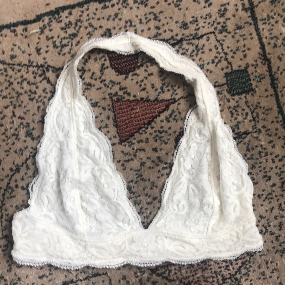White lace bra